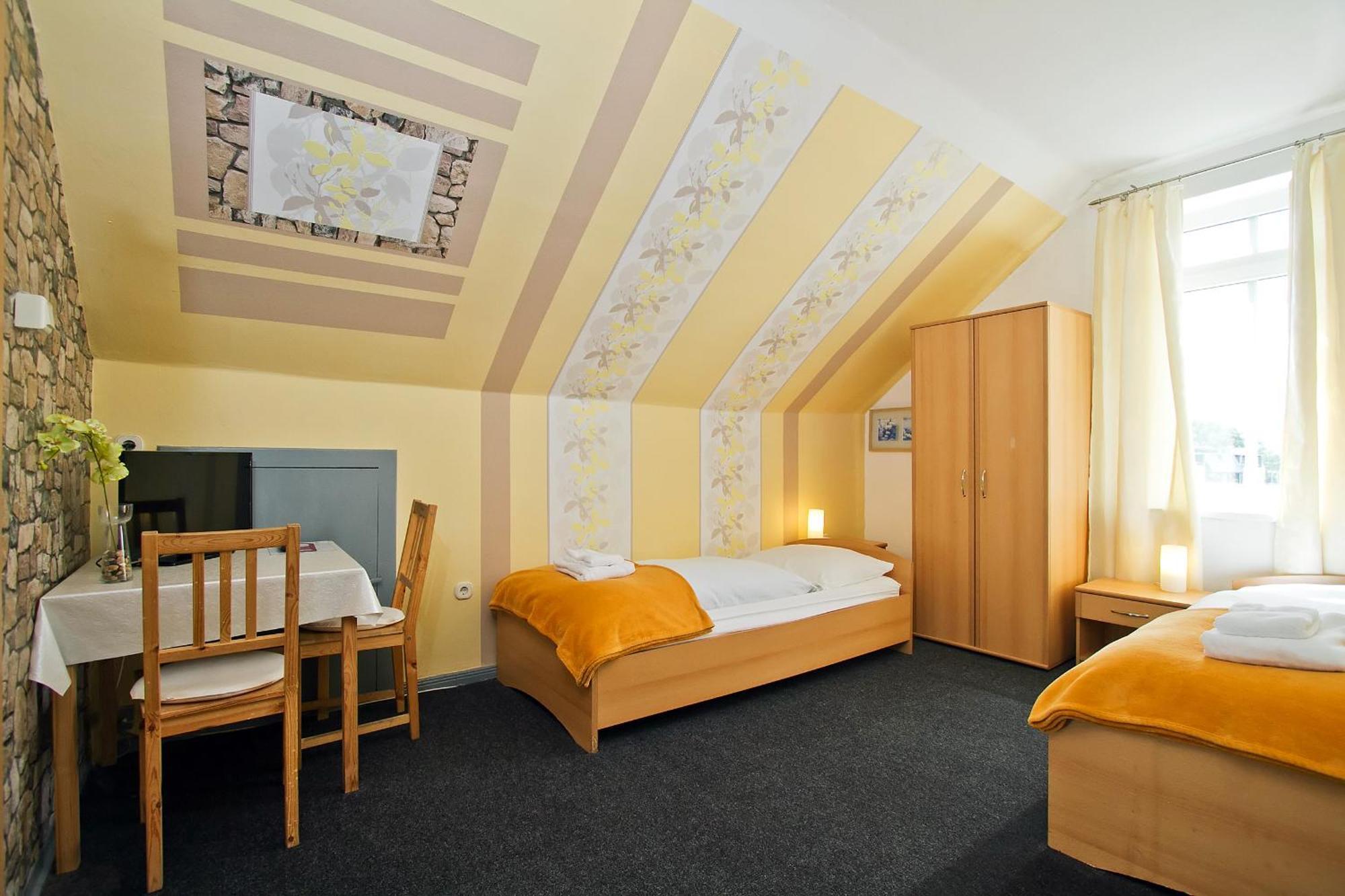 Hotel Neun 3/4 Celle Exterior photo
