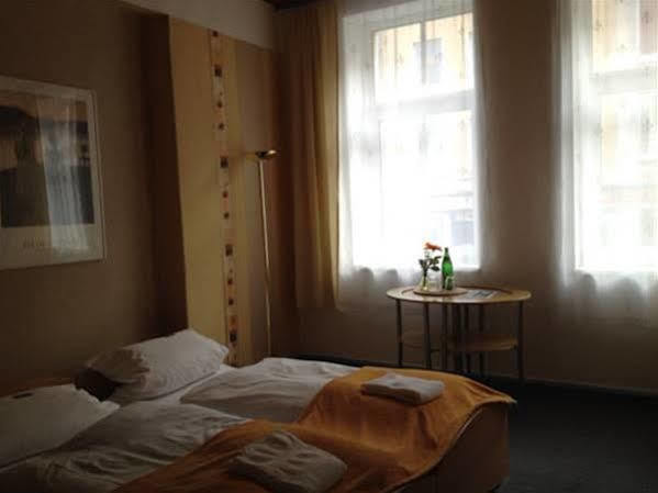 Hotel Neun 3/4 Celle Exterior photo