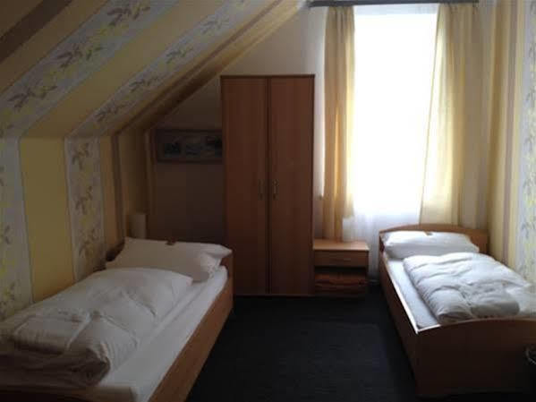 Hotel Neun 3/4 Celle Exterior photo